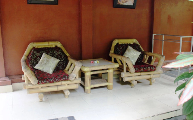 Anom Beach Hotel
