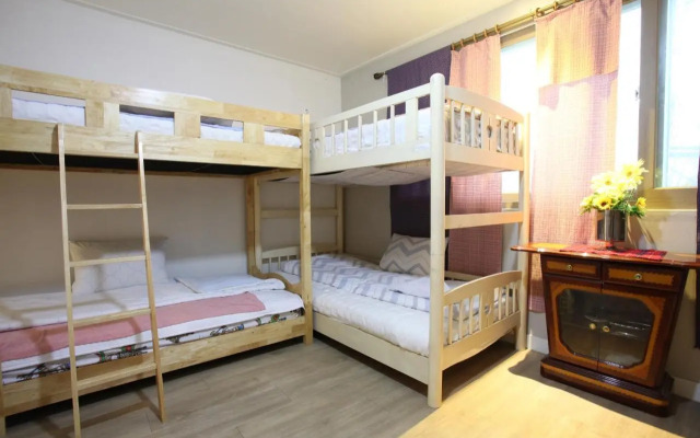 Pohang Youngildae Guesthouse Hostel