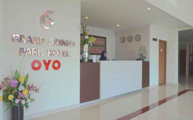 OYO 3269 Hotel Grand Sayang Park Makassar