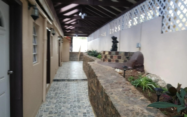 Sunset Gardens Guesthouse