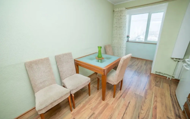 Apartment on Fastovskaya St. 14