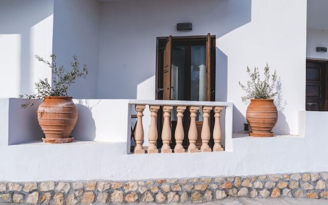 Theoxenia Suites & Apartments