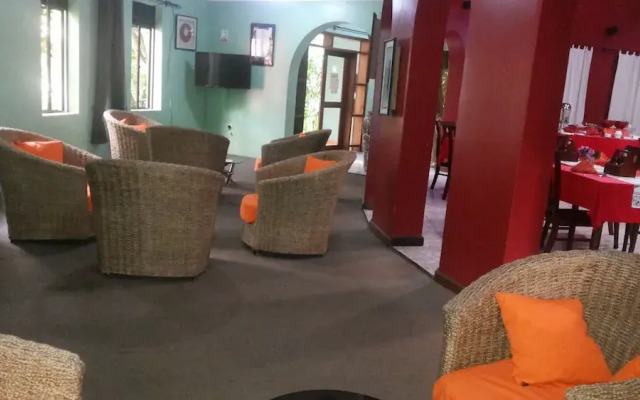 White Castle Hotel Arua