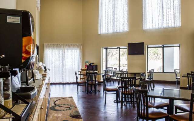 Quality Inn & Suites Wilson I-95