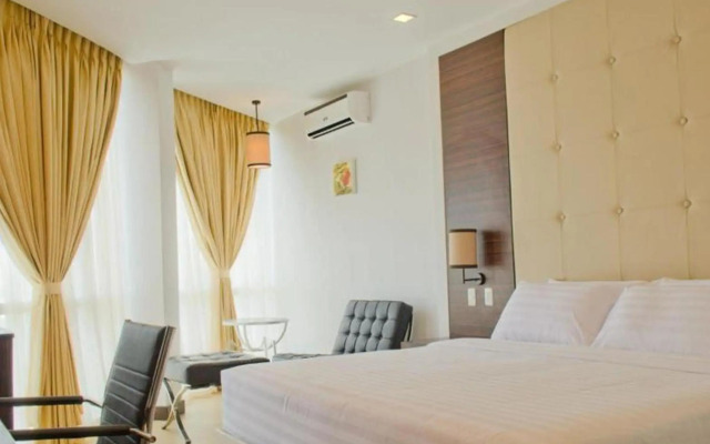 D' Hotel and Suites
