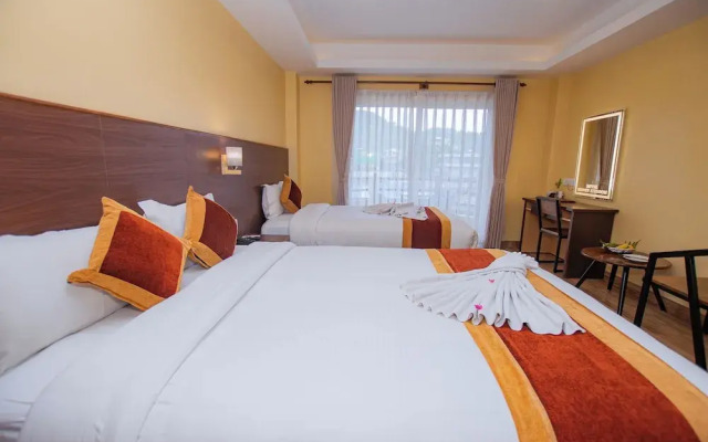 Hotel Hidden Kingdom