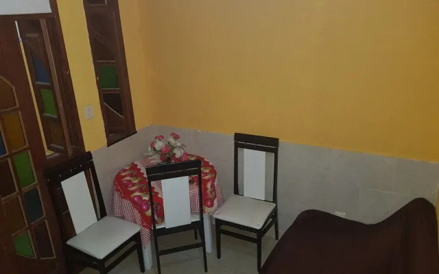 FLAT PRAIA DE ITAPUã - KITNET