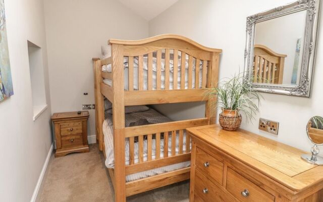 Bryn Derwen Coach House