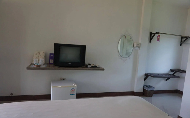 Thatphanom Place