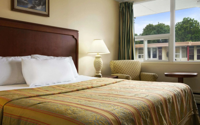 Knights Inn Burlington