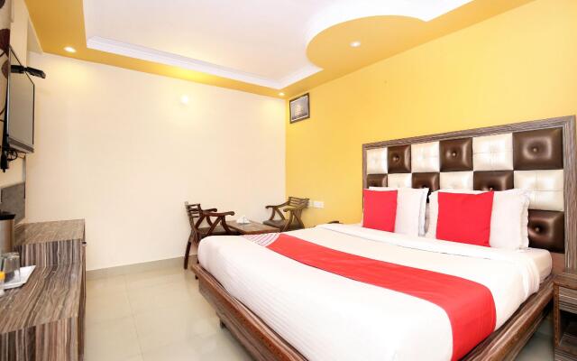 OYO 5956 Hotel Continental Inn 42