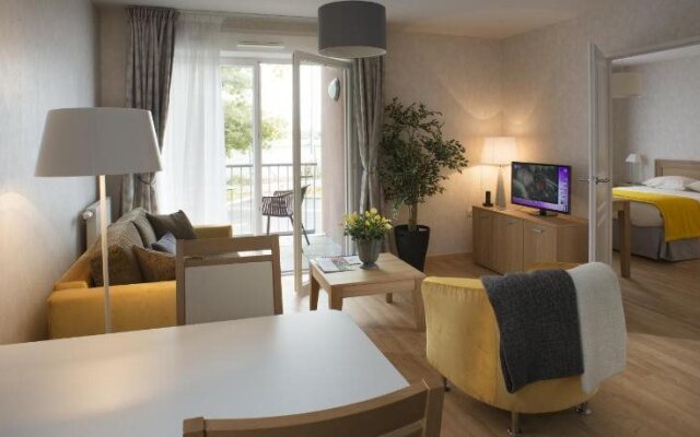 Résidence Services Seniors Domitys - Les Jardins De Reverdy