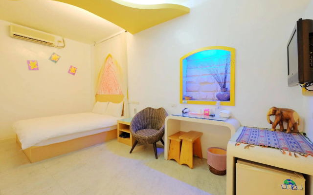 Summer Inn