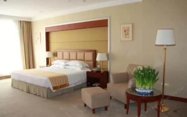 Donghu Service Apartment
