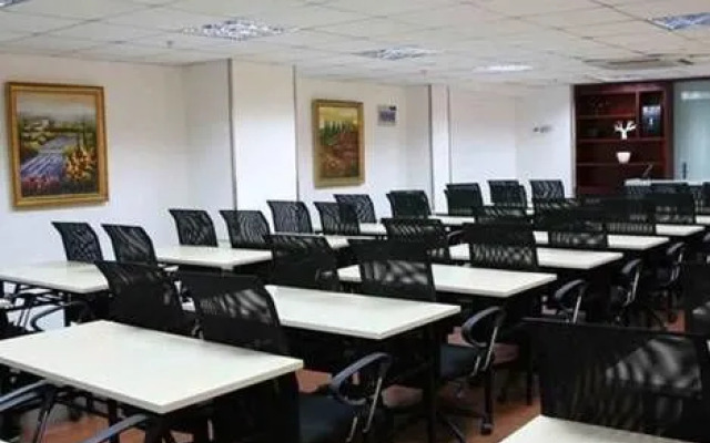 Hanting Hotel Shenzhen Huaqiang North Subway Station