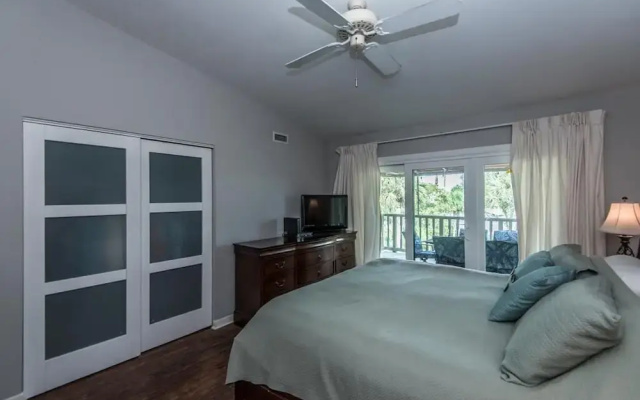 406 Yacht Harbor Court