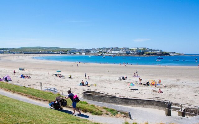 Moore Bay Holiday Homes