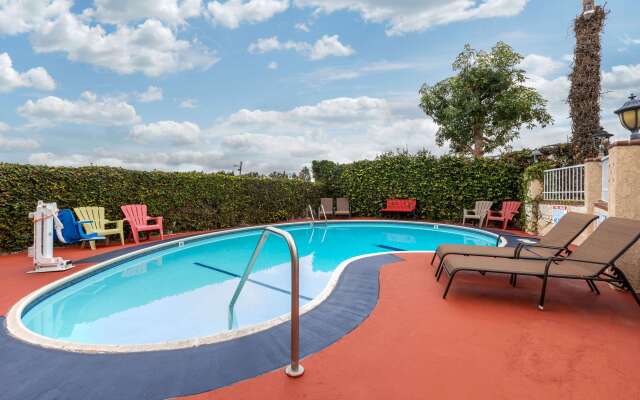 Quality Inn Lomita - Los Angeles South Bay