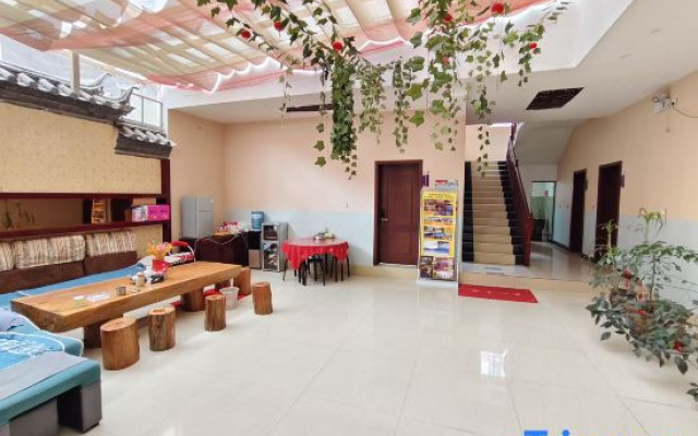 Chunjiang Hotel