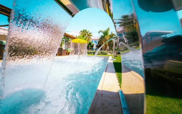 Philoxenia Hotel & Spa