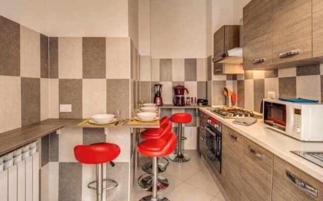 Retro2 Vaticano-max 4 pax