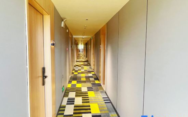 Vatica Hotel (Nanchang Changbei Airport)