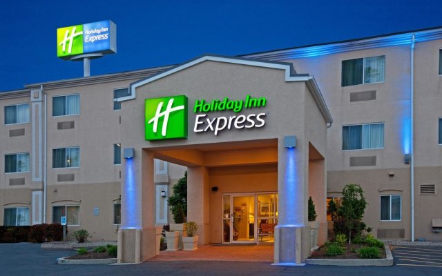 Rodeway Inn(Ex.Holiday Inn Express Middletown)
