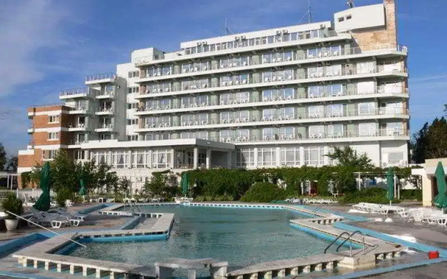 Hotel Comandor