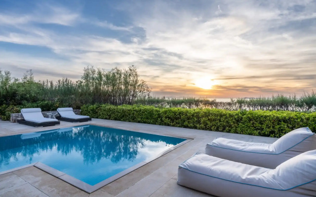 The Every Athens Beachfront Retreat