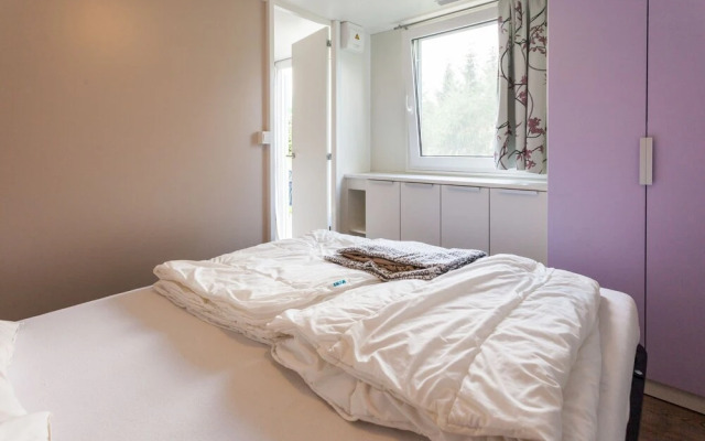 Snug Mobile Home in Januv Dul Bohemian With Pool