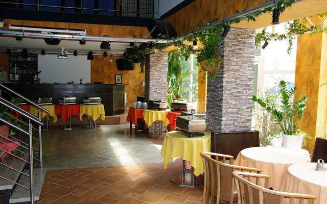 Landhotel Goldener Löwe mit Pension Am Taurastein