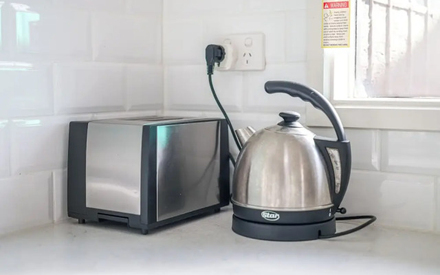 StayAU Newly Modern Comforts 3BRM Home Cranbourne