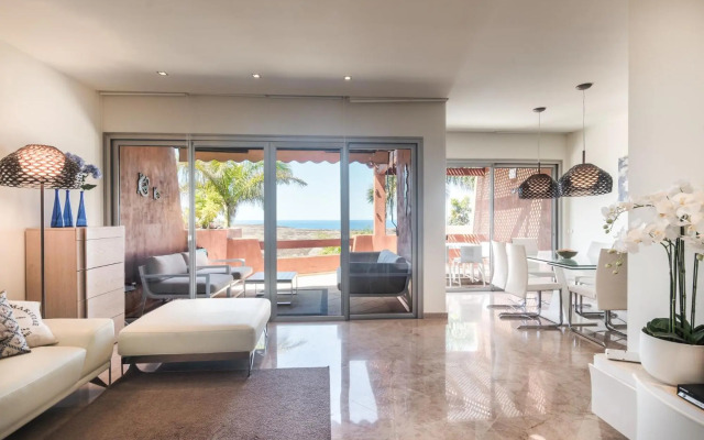 Alzaro 1-2 DELUXE SEA VIEW & JACUZZI 3B