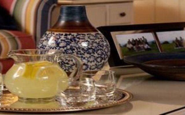 The Twin Lakes Lodge