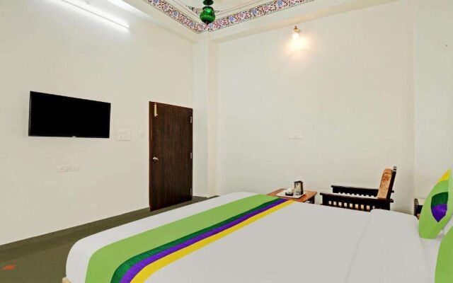 Treebo Khakhri Haveli