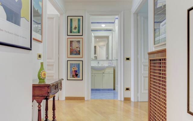 Colosseo Family Art 3BDR - Home and More