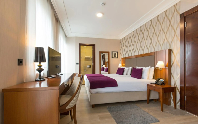 Xenon Hotel & SPA