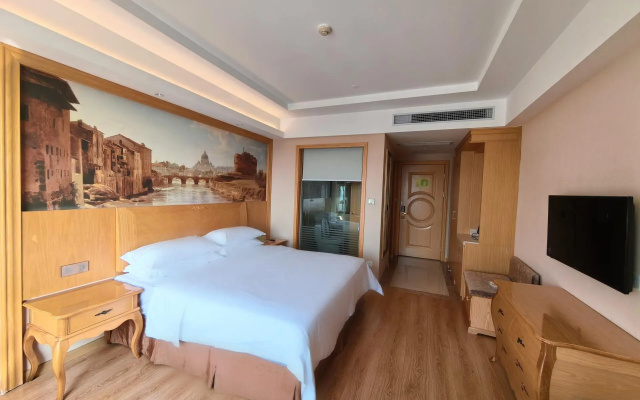 Vienna International Hotel (Shanghai Songjiang Development Zone Sports Center Metro Station) – Guest Rooms – Shanghai