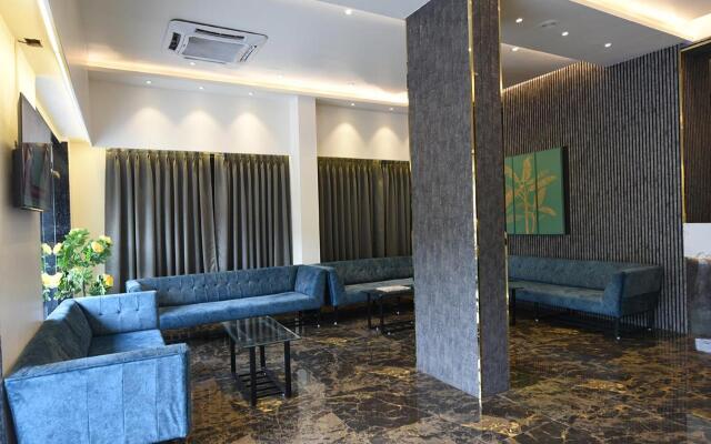 Kyriad Hotel Chinchwad by OTHPL