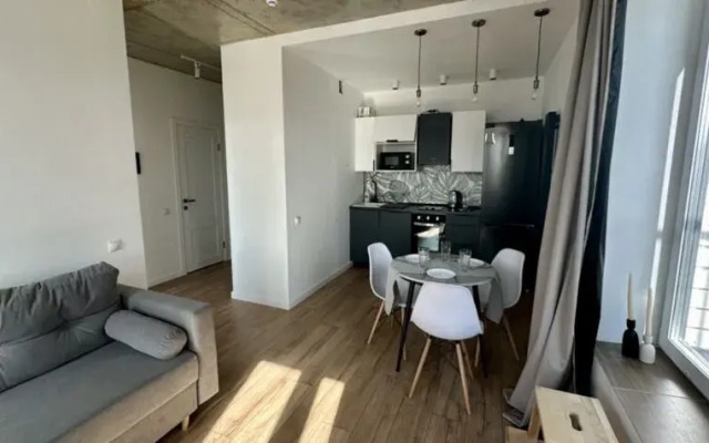 Cozy apartment on Novoselov street 105