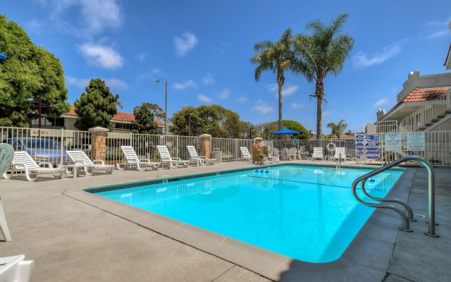 Motel 6 Carlsbad, CA - East
