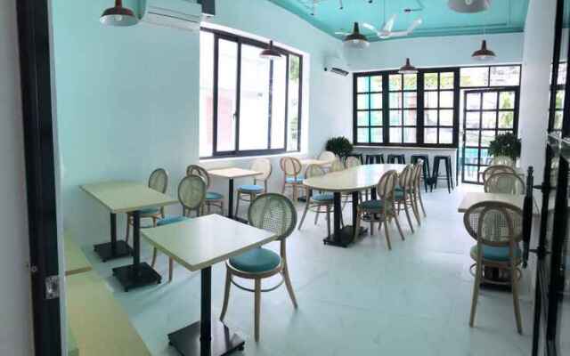 Corona Hanoi House