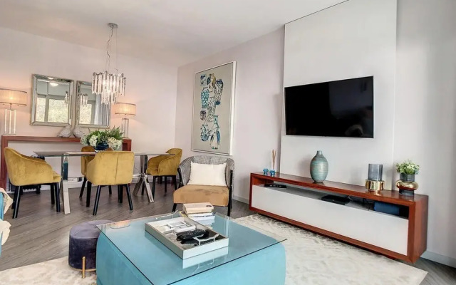 Indigo Apartment by Atlantic Holiday