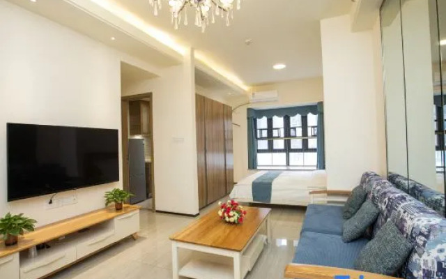Yueyang Jingcheng Hotel (East Railway Station Branch)