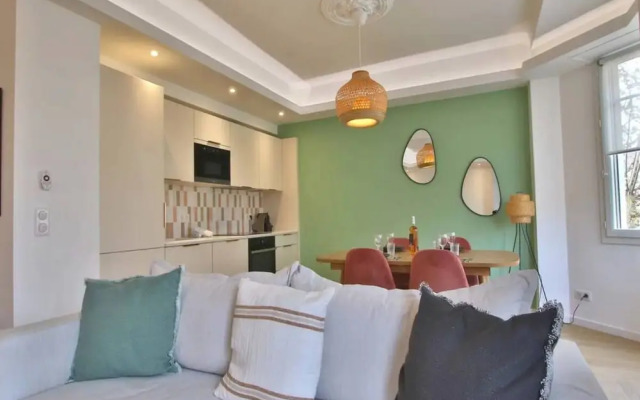 Apartment in Antibes Near Sandy Beaches