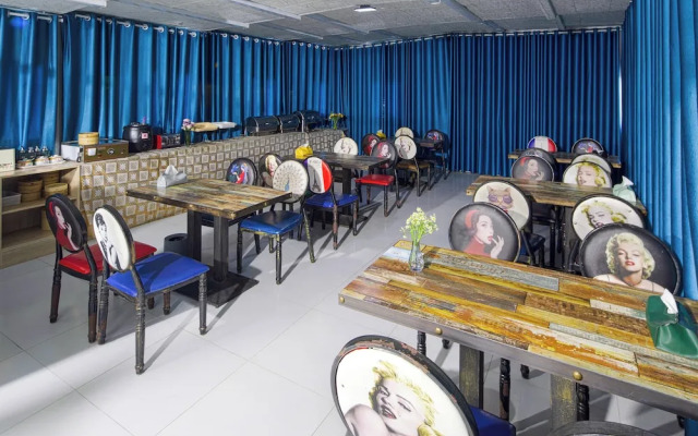 Rc Smart Hotel