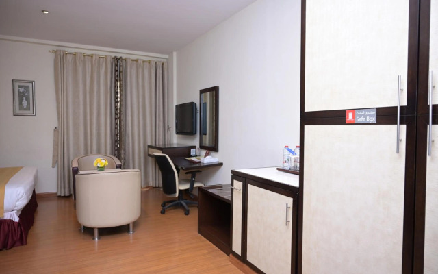 Manhattan Avenue Hotel