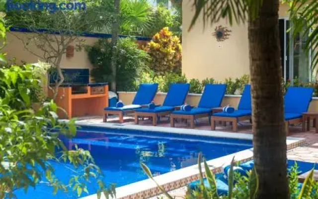 Abbey del Sol Apt 7 by RedAwning