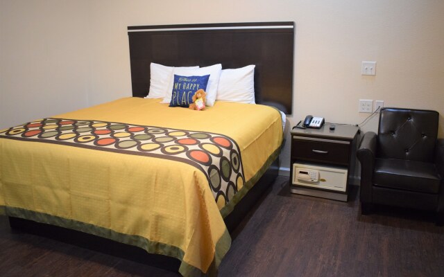 Texas Bungalows Hotel and Suites Austin