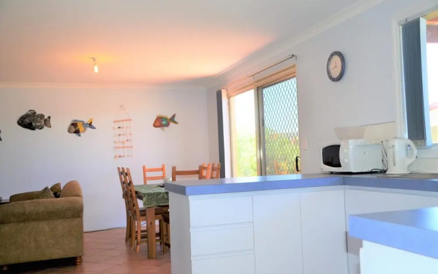 Birds Nest- Feel the Ocean Breeze